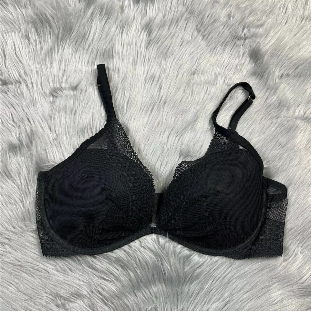 Victorias Secret Black Incredible Plunge Bra Size 38D